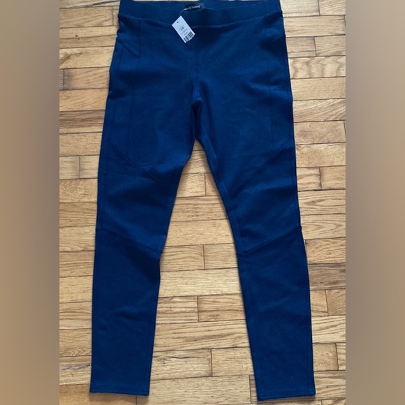 TROVARE Pants - NWT⭐️TROVARE💫 Women’s Navy Blue Workout Leggings